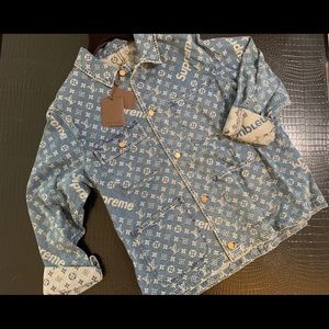 Louis Vuitton x Supreme Blue